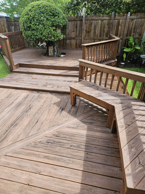 Clean Wood Deck in Pensacola FL