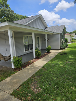 House Soft Washing And Concrete Cleaning in Pensacola FL