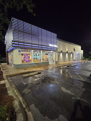 Sidewalk And Surface Cleaning Service in Pensacola FL