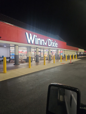 Sidewalk Cleaning Services in Milton FL