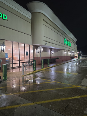 Concrete Cleaning At Publix Entrance For Safety And Aesthetics in Pensacola FL