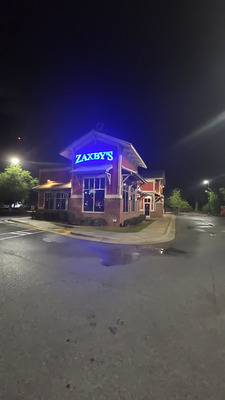 Sidewalk And Drive Thru Surface Cleaning Service in Pensacola FL